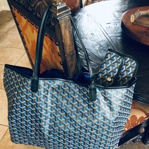 GM Tote bag … Coated canvas & leather.